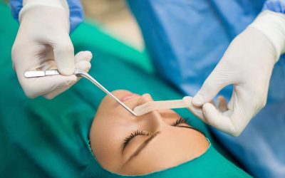 سپتوپلاستی چیست و چه تفاوتی با جراحی بینی دارد؟